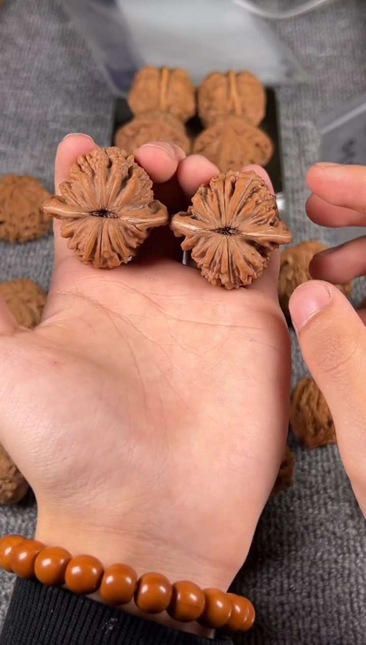 吊坠文玩核桃精品42尺山地楼32号