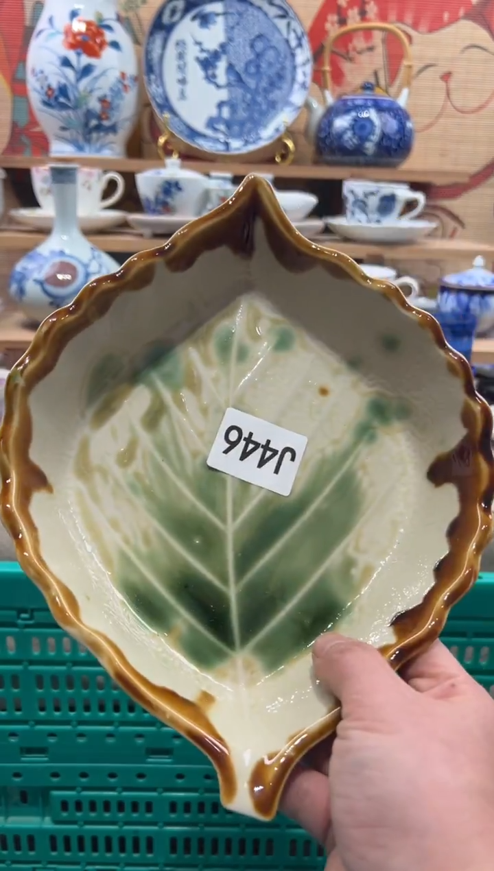 瓷片家****?瓷片------J446