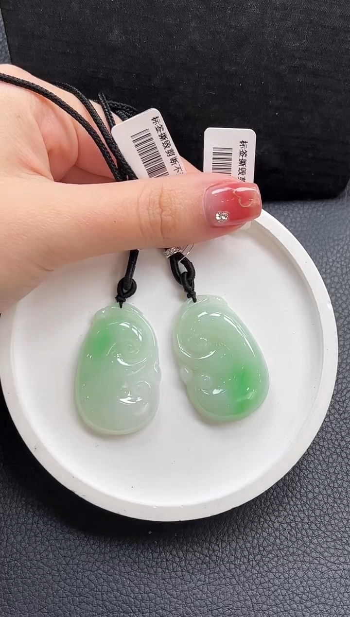 【闪购商品】翡翠颈饰未镶嵌YM1012-7如意多样性发1件