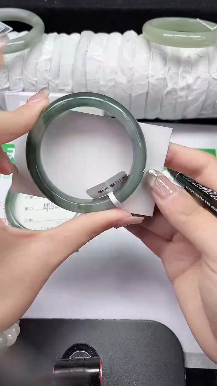 未镶嵌手镯石英质玉152-52/53