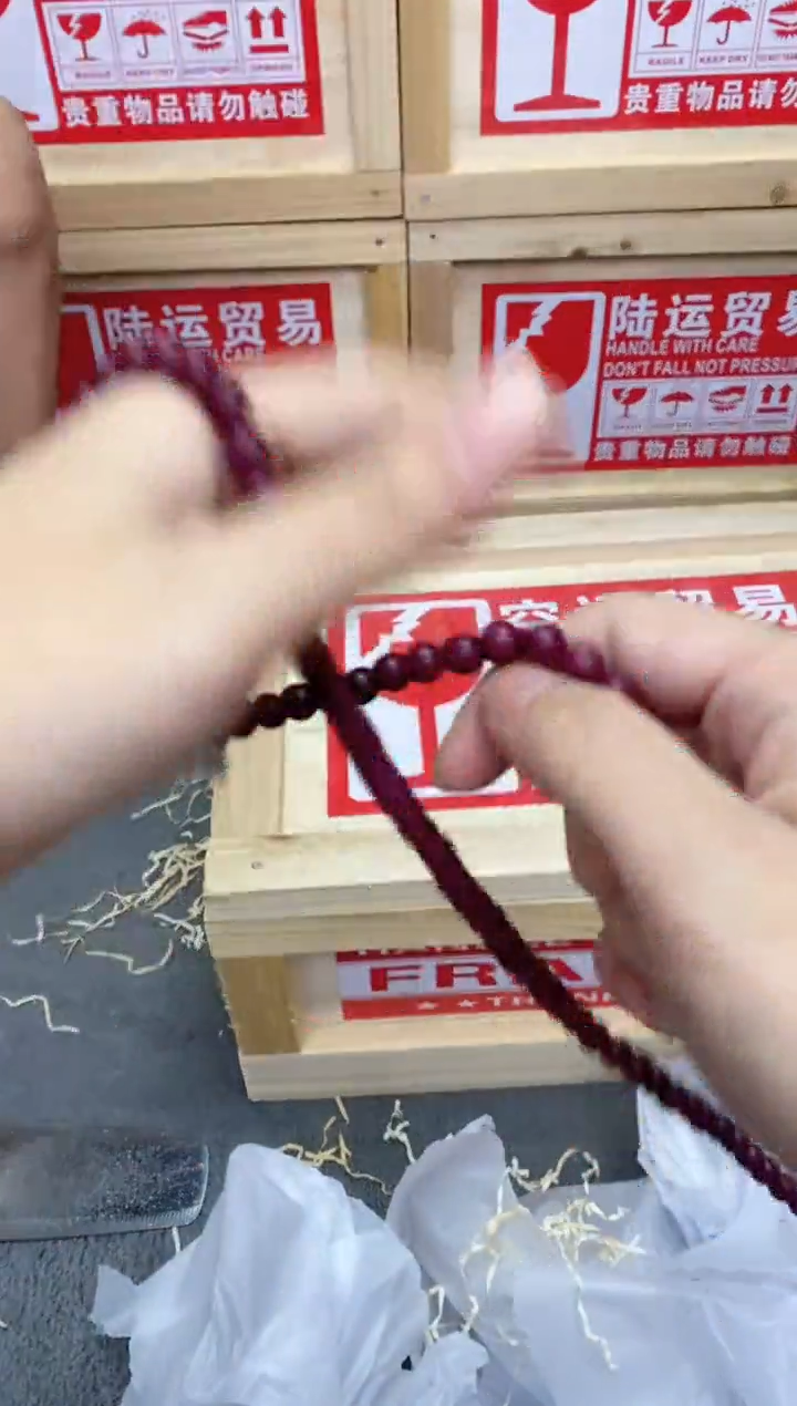 精选闪购手串搭配无礼盒