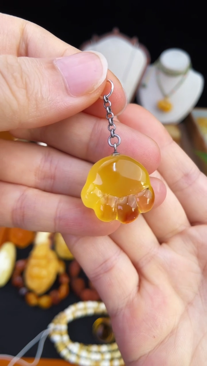 琥珀未镶嵌珠宝奇石柒月