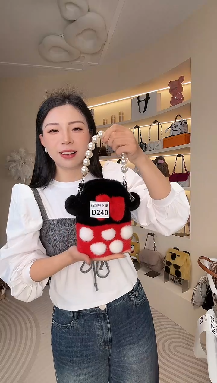 水貂毛【闪购商品】女包D240