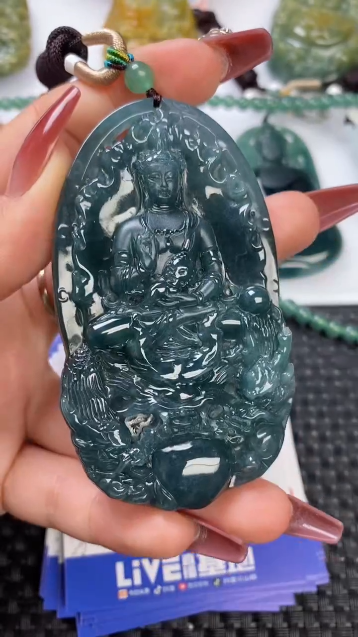 【闪购商品】翡翠颈饰未镶嵌11111111111111111