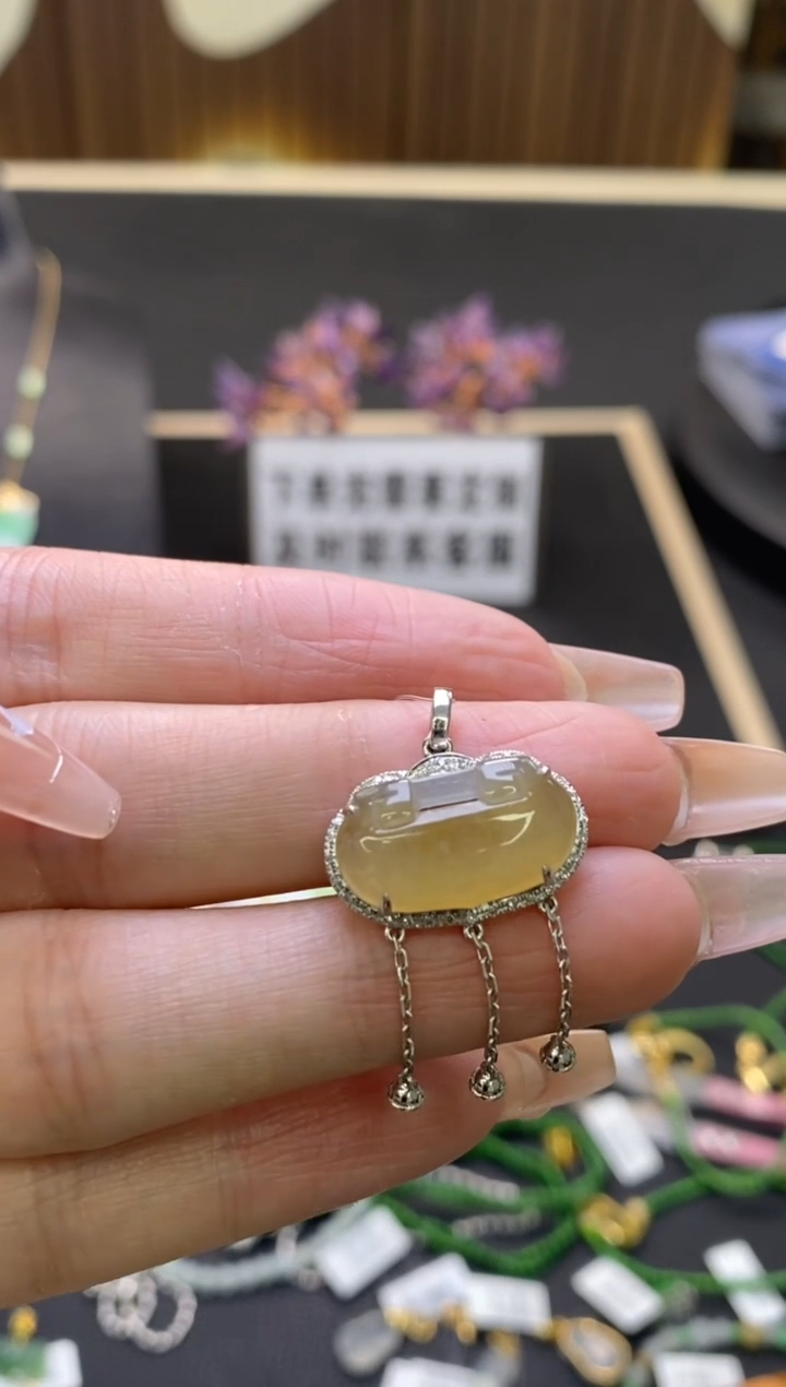 【闪购商品】翡翠颈饰18K金镶嵌净货15977