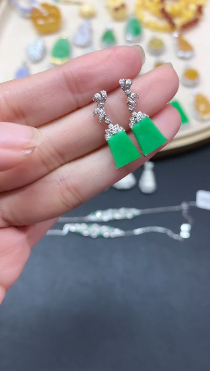 【闪购商品】翡翠耳饰18K金镶嵌耳饰A494|3980