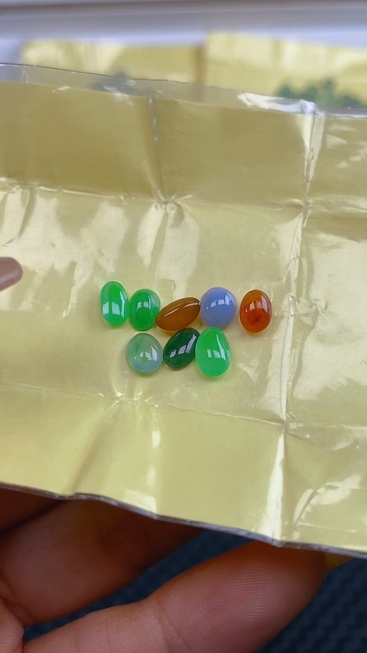 定制翡翠未镶嵌天然翡翠蛋面33