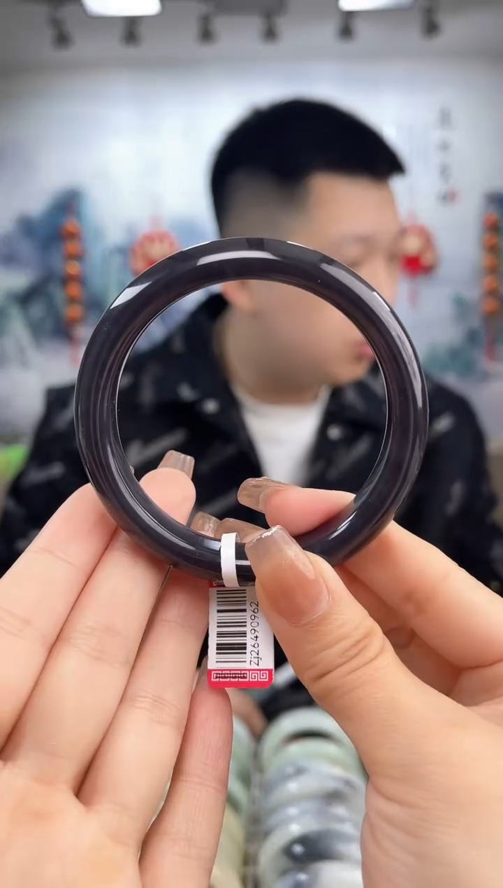 【闪购商品】和田玉手镯未镶嵌54-59圈口仅一只