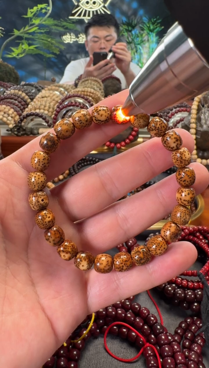 手串星月菩提9*9二十年原生态陈籽老油料虎皮陈籽星月菩提手串