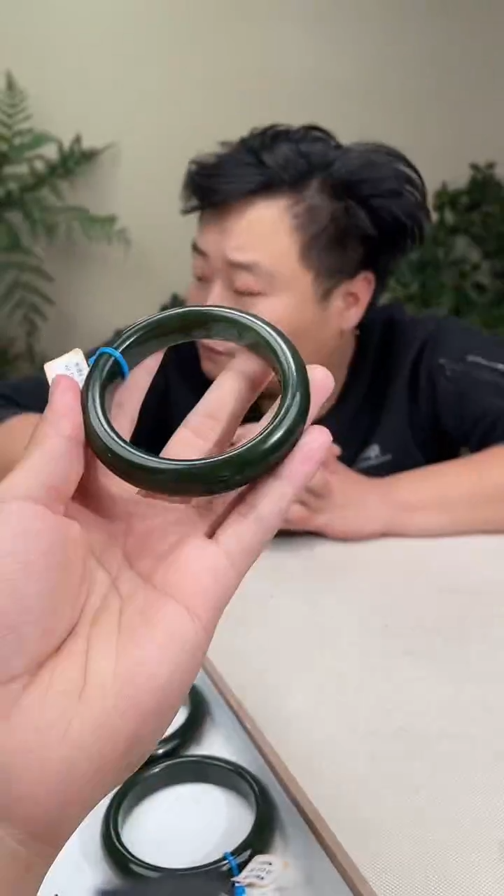 定制和田玉多样性拍一发一250136