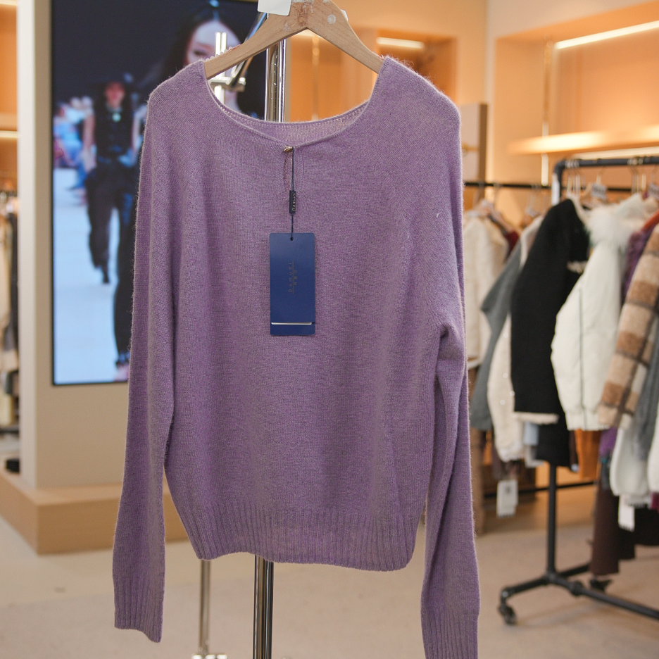 8237紫  气质长袖针织衫时尚休闲百搭轻奢秋季