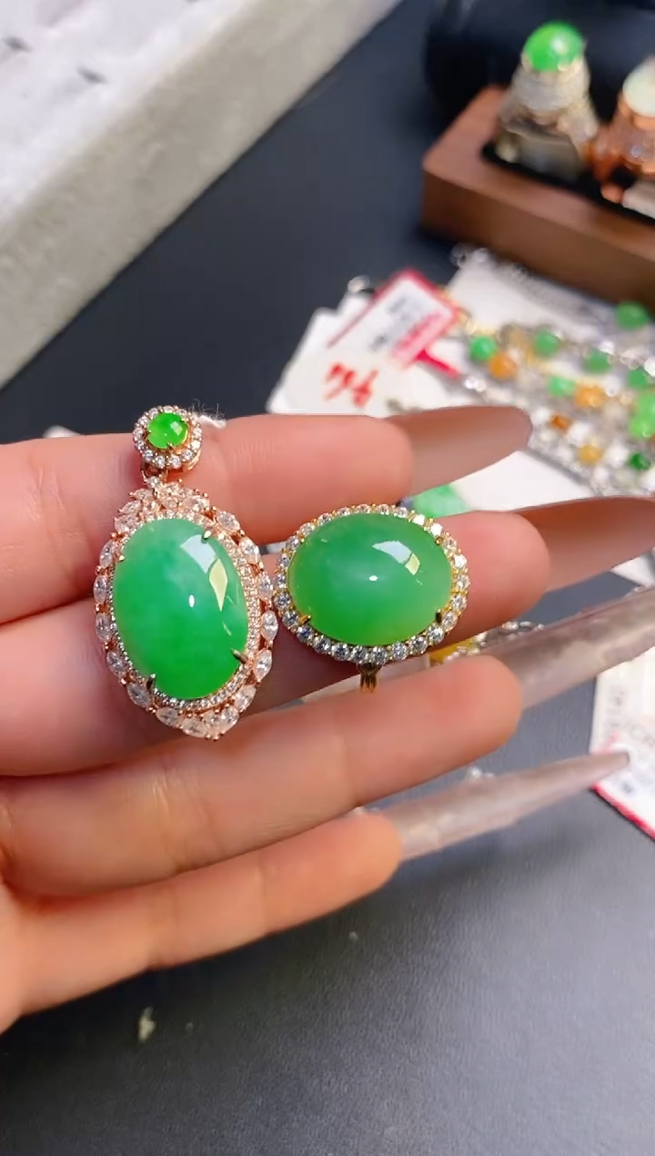 银S925镶嵌戒指翡翠天然