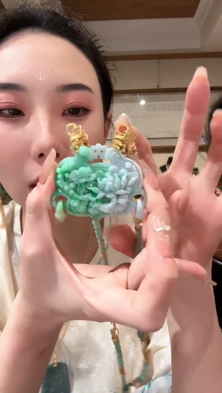 【闪购商品】翡翠颈饰未镶嵌国风