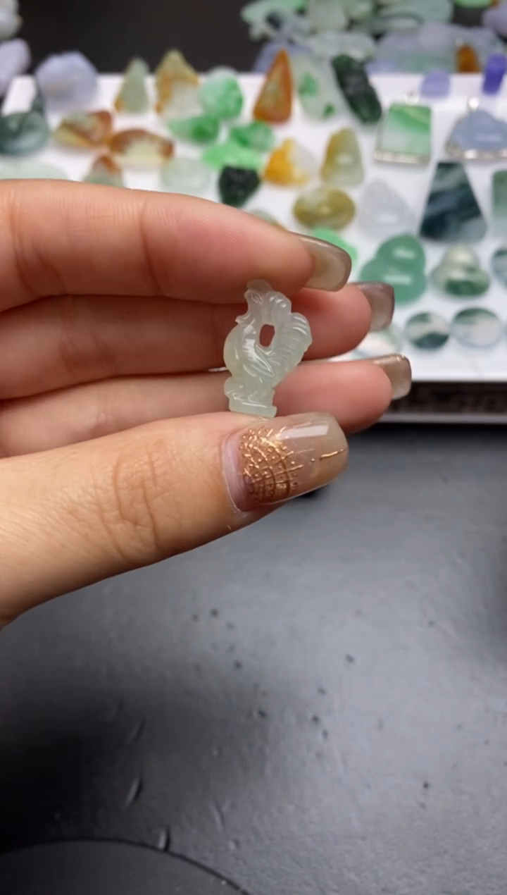 【闪购商品】定制翡翠未镶嵌翡翠毛货~