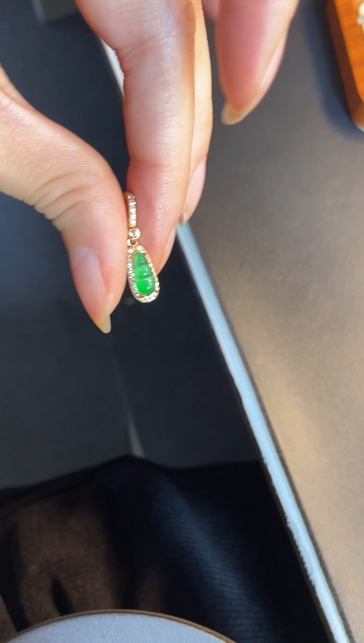 吊坠(不含链)银S925镶嵌翡翠1