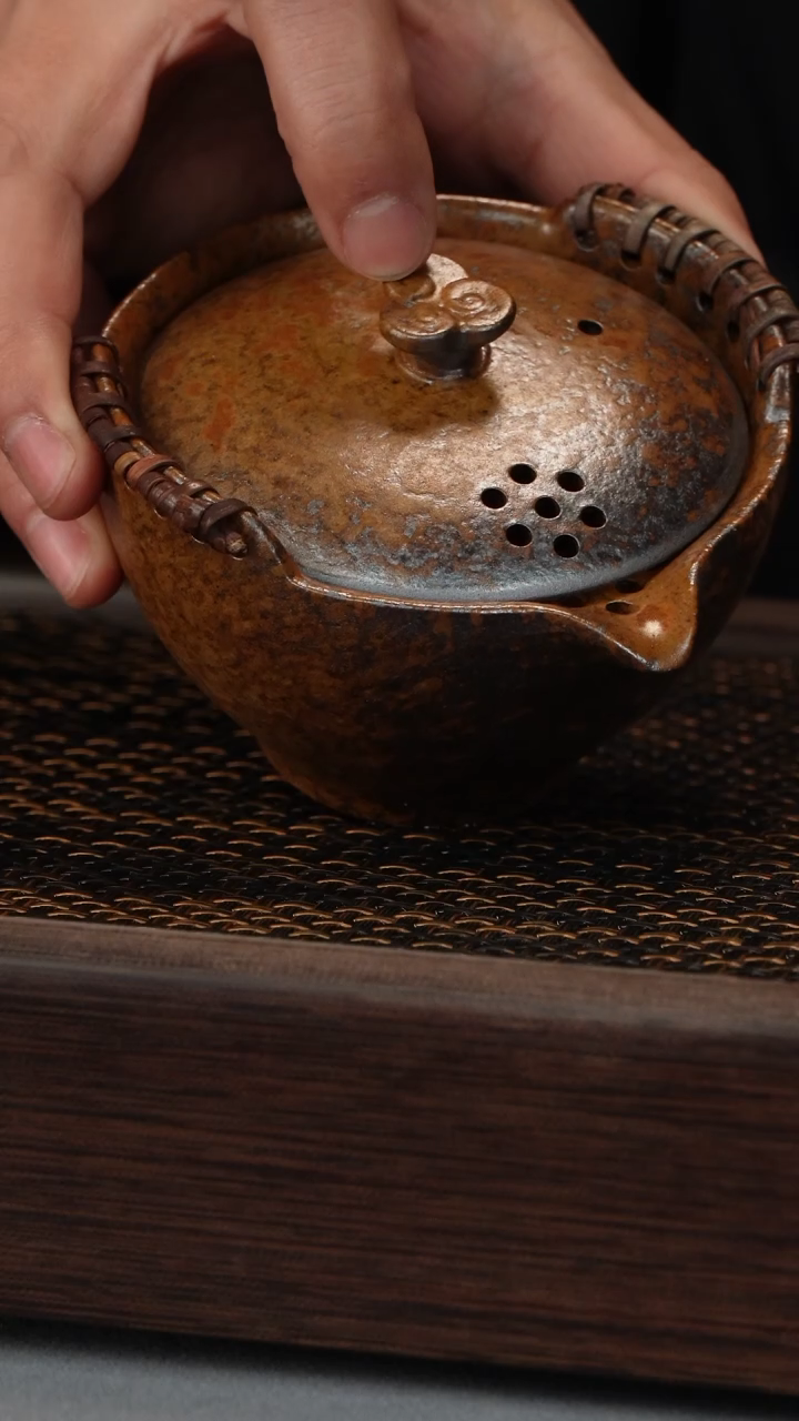 【闪购商品】手抓宝瓶 柴烧（194号）