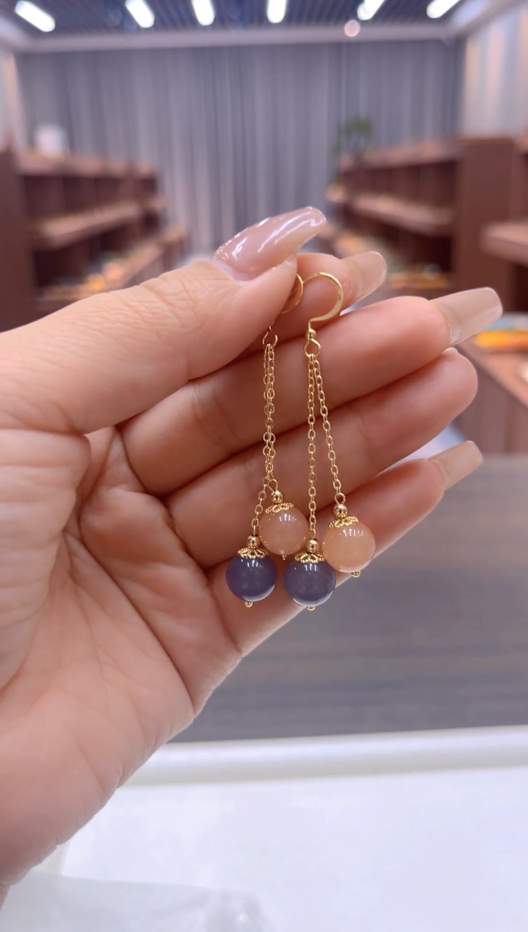 14K金镶嵌和田玉耳饰E825