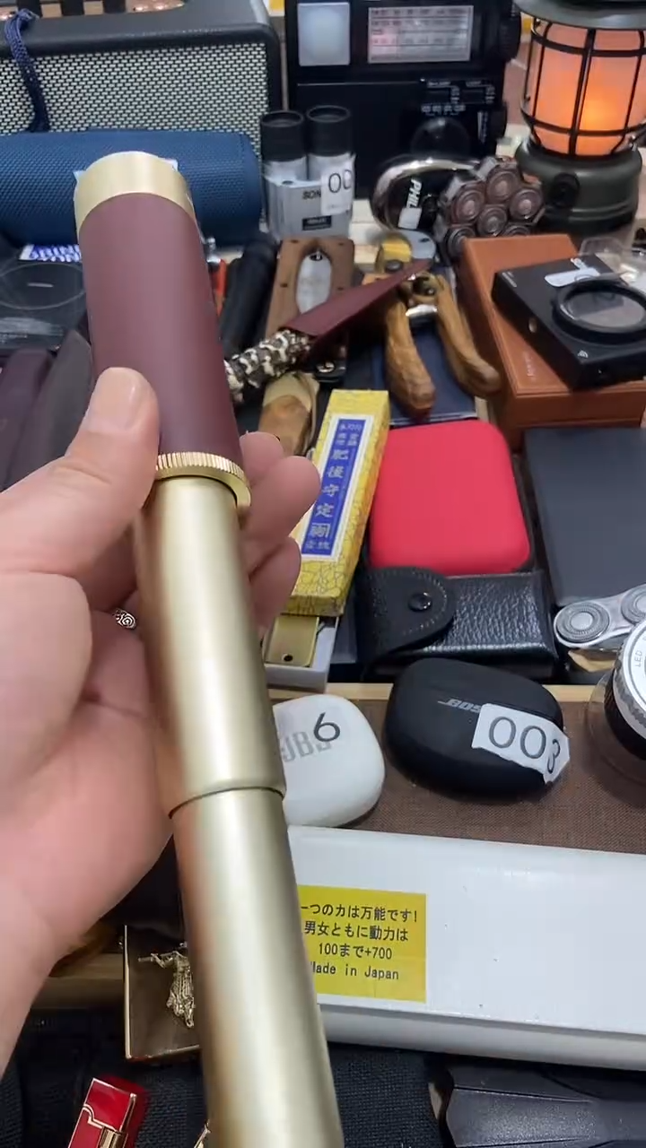 瓷片闪购商品  如图所示