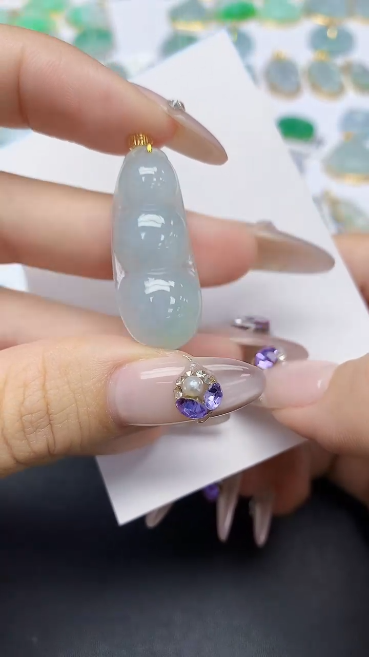 翡翠18K金镶嵌颈饰天然翡翠A货