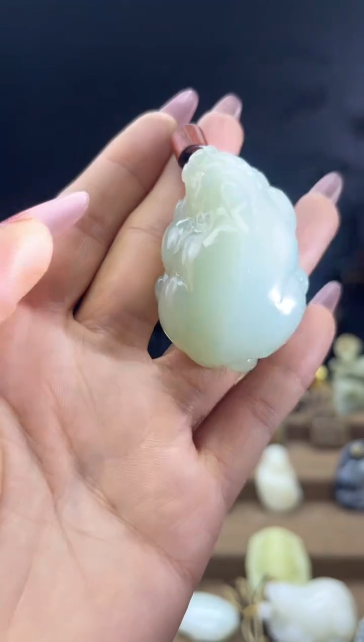 颈饰未镶嵌和田玉1