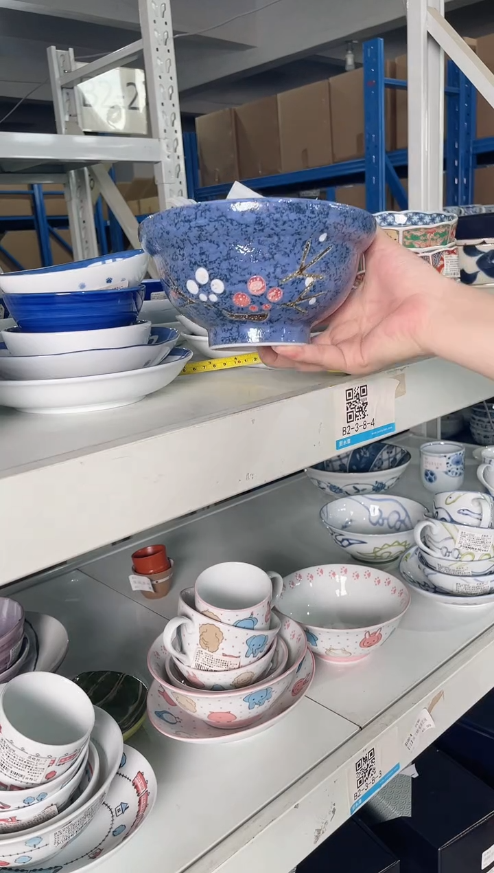 陶瓷落雪红梅盖碗