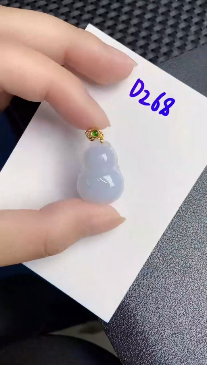 翡翠未镶嵌颈饰000000000