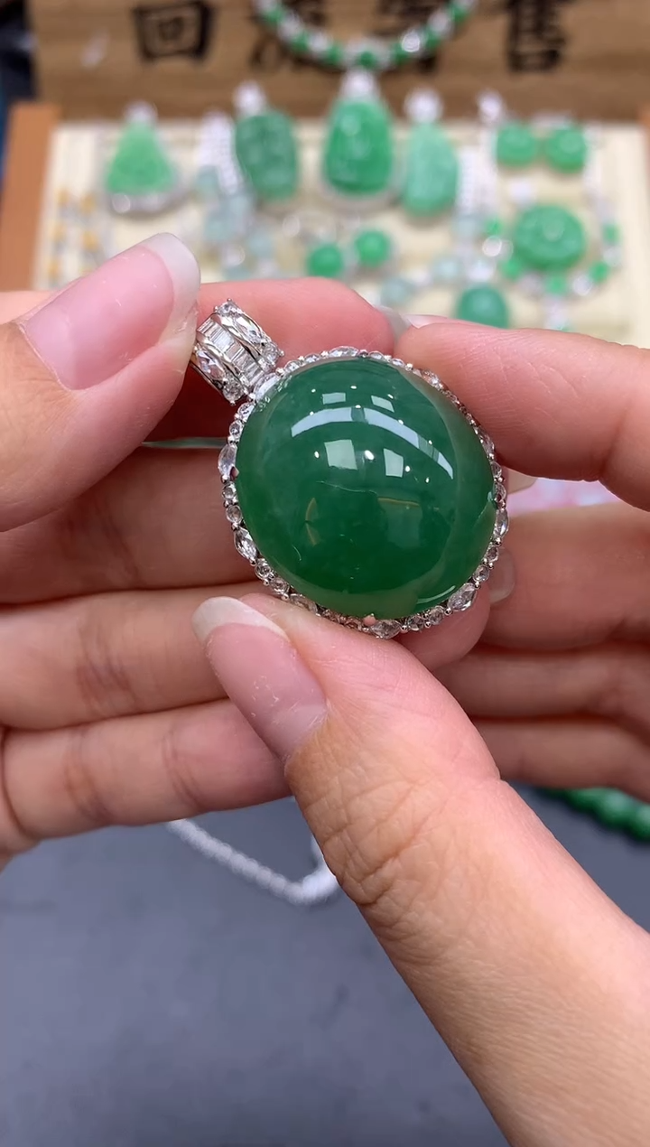 【闪购商品】翡翠颈饰18K金镶嵌571-中国好珍宝