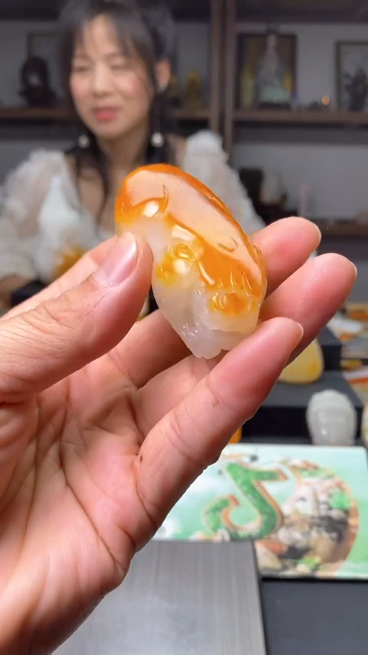 和田玉未镶嵌挂件貔貅