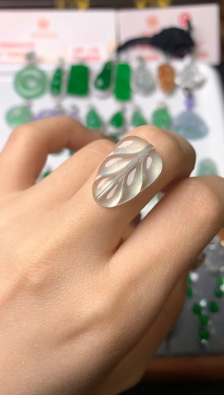 【闪购商品】定制翡翠未镶嵌裸石（镶嵌定制）