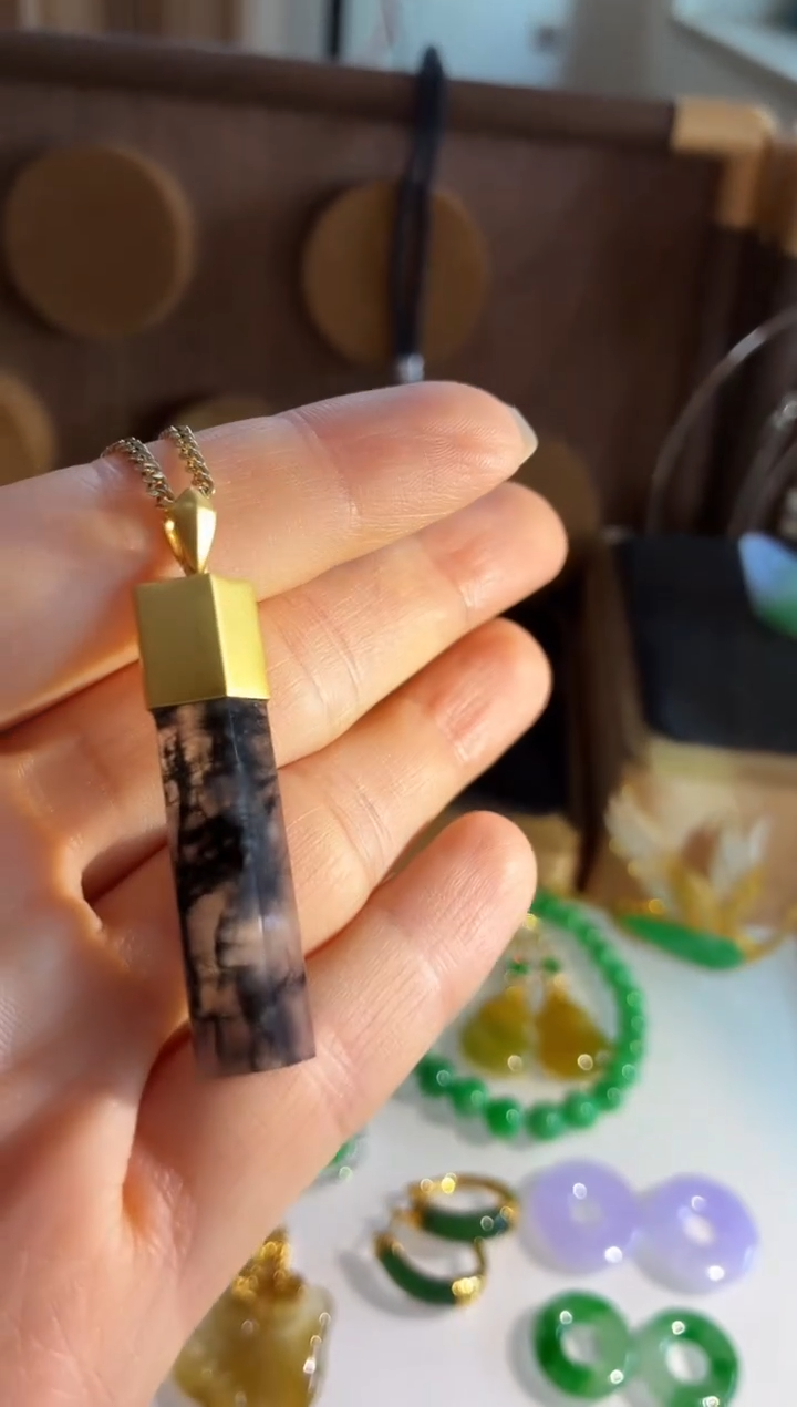 吊坠(不含链)18K金镶嵌翡翠吊坠