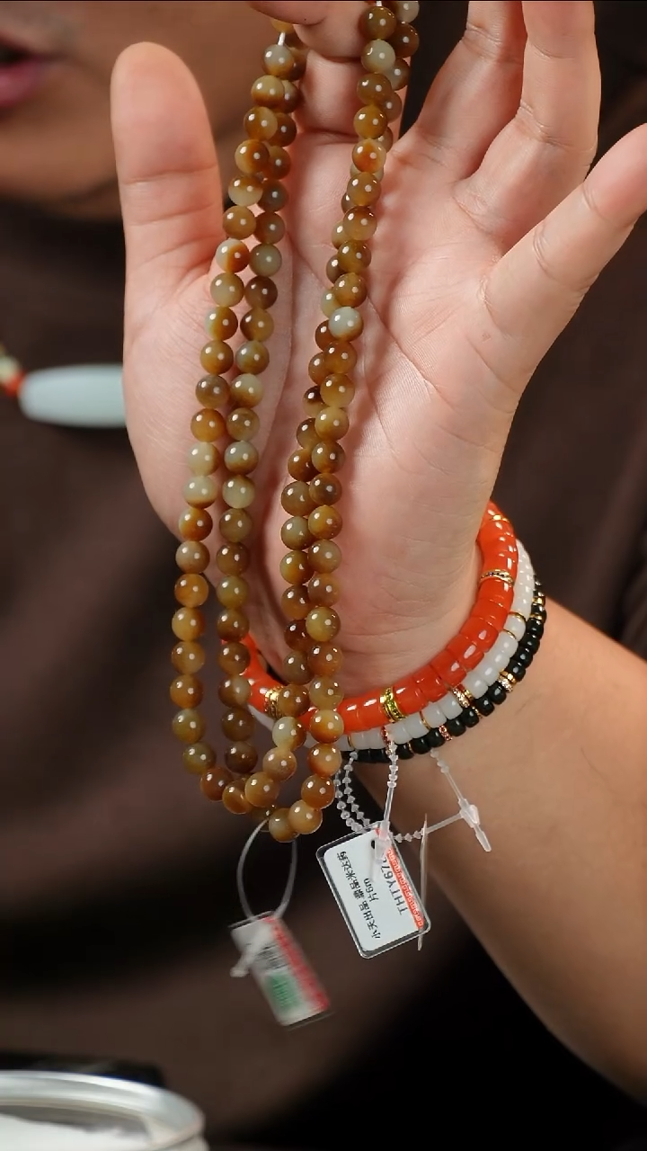 吊坠(不含链)未镶嵌和田玉多样性发一件THTY6569