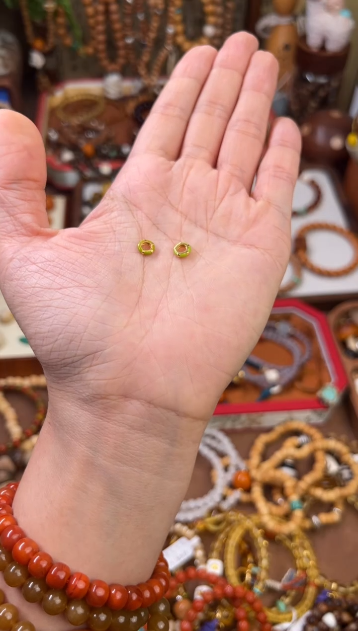 无925银用****9绿色隔片两颗