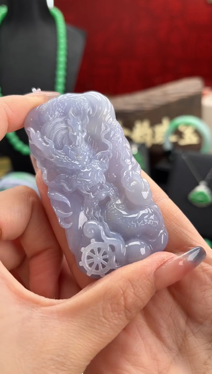 翡翠未镶嵌颈饰吊坠