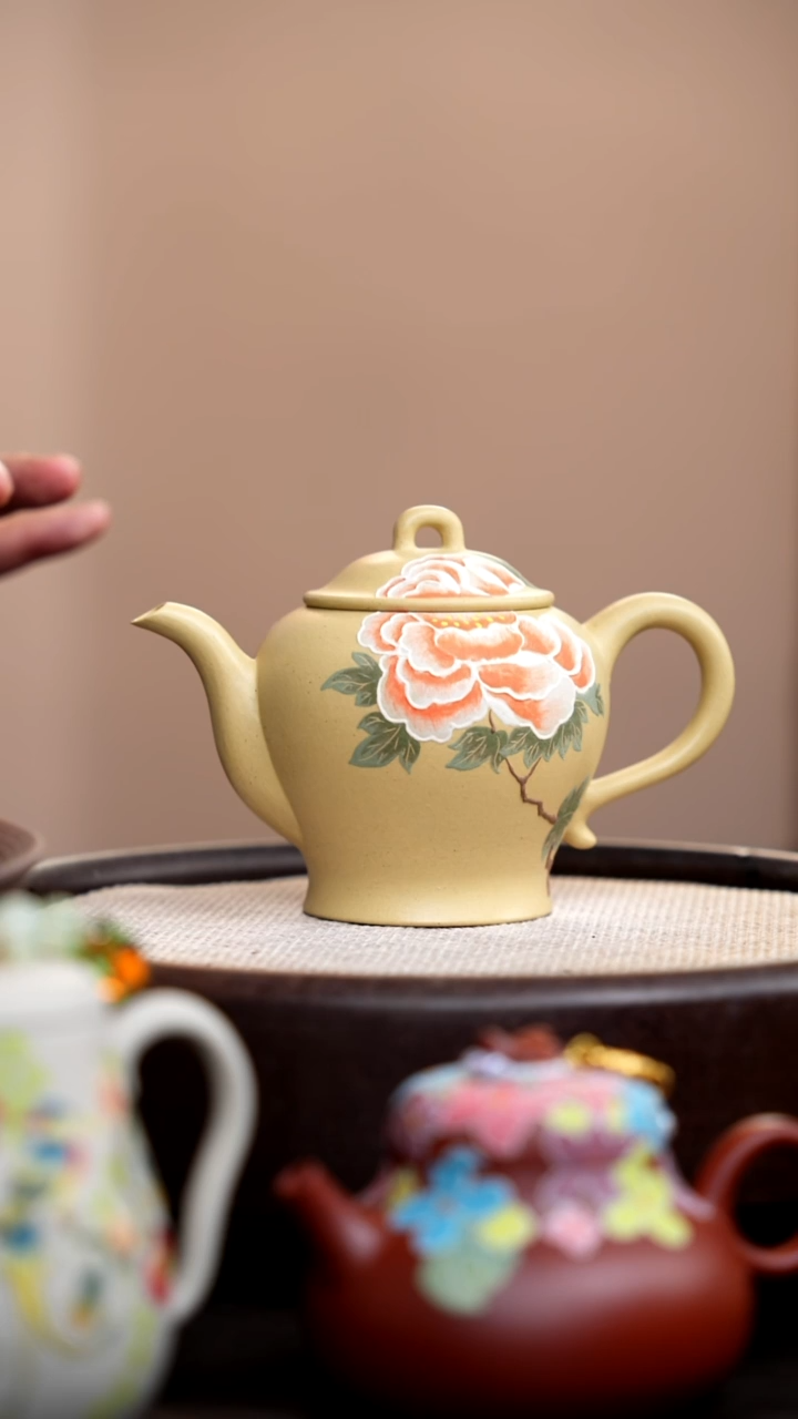 茶壶紫砂本山绿美人肩泥绘牡丹