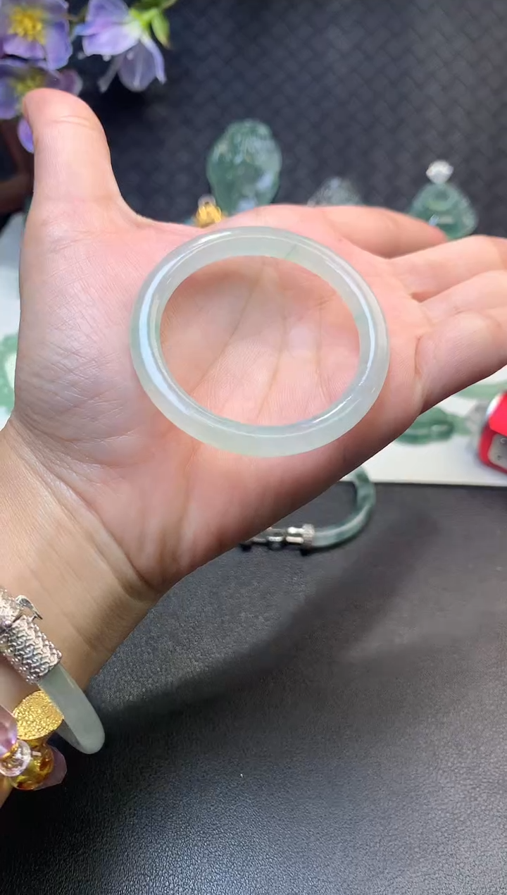 未镶嵌定制翡翠毛货