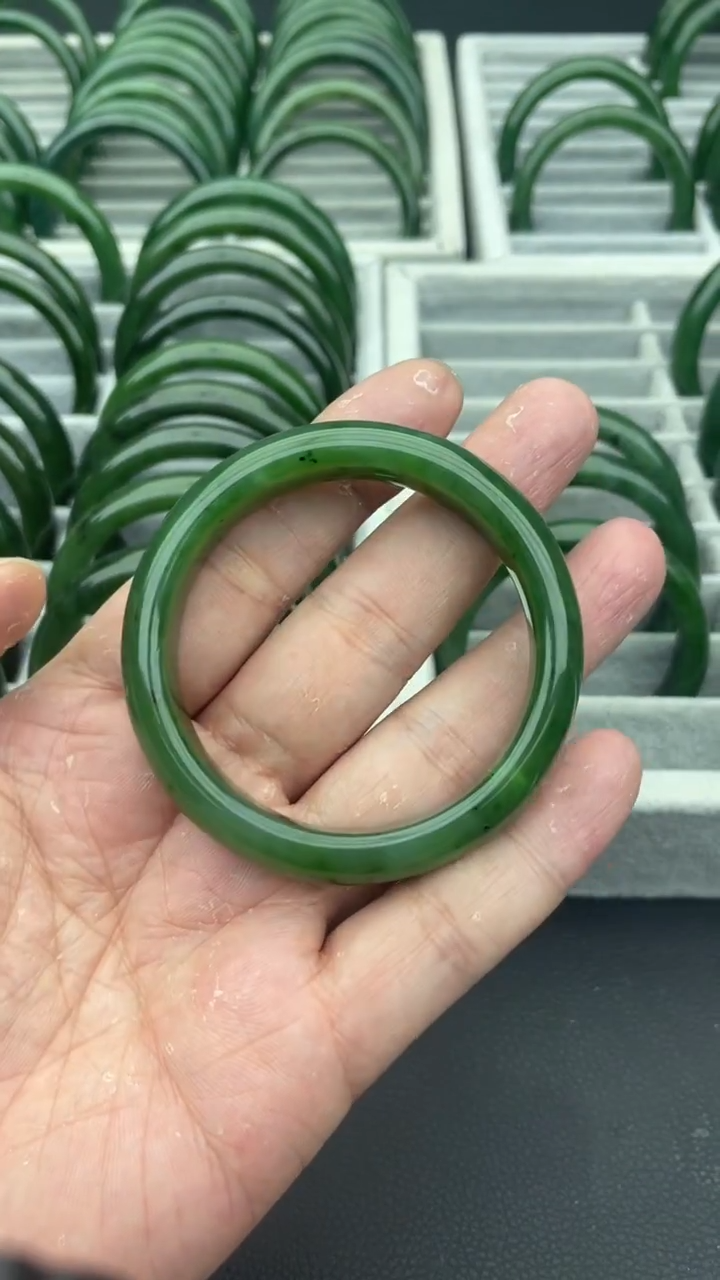 未镶嵌手镯和田玉（碧玉）51-53