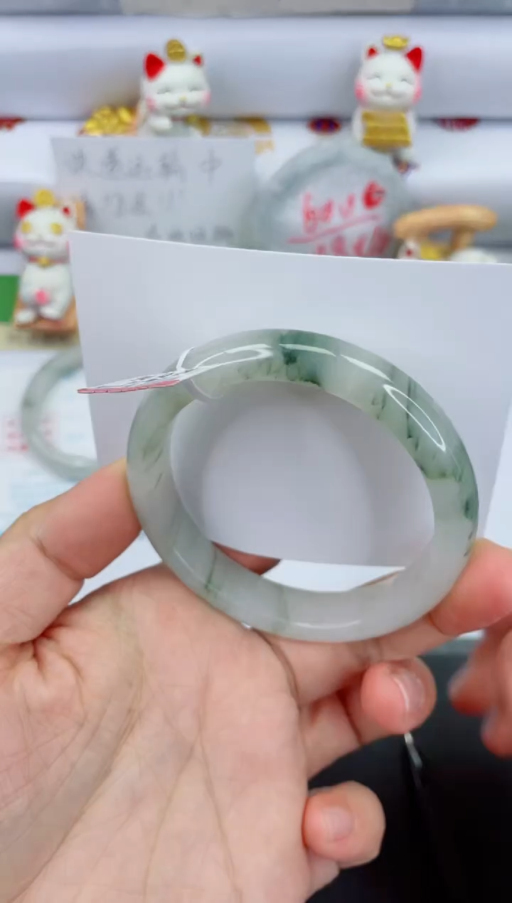 【闪购商品】石英质玉手镯未镶嵌138-59.3