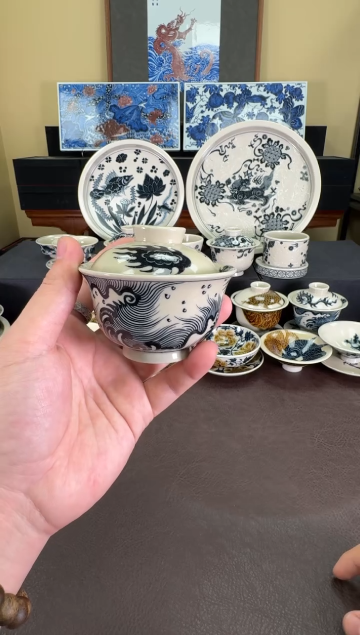 【闪购商品】二号釉过肩龙盖碗