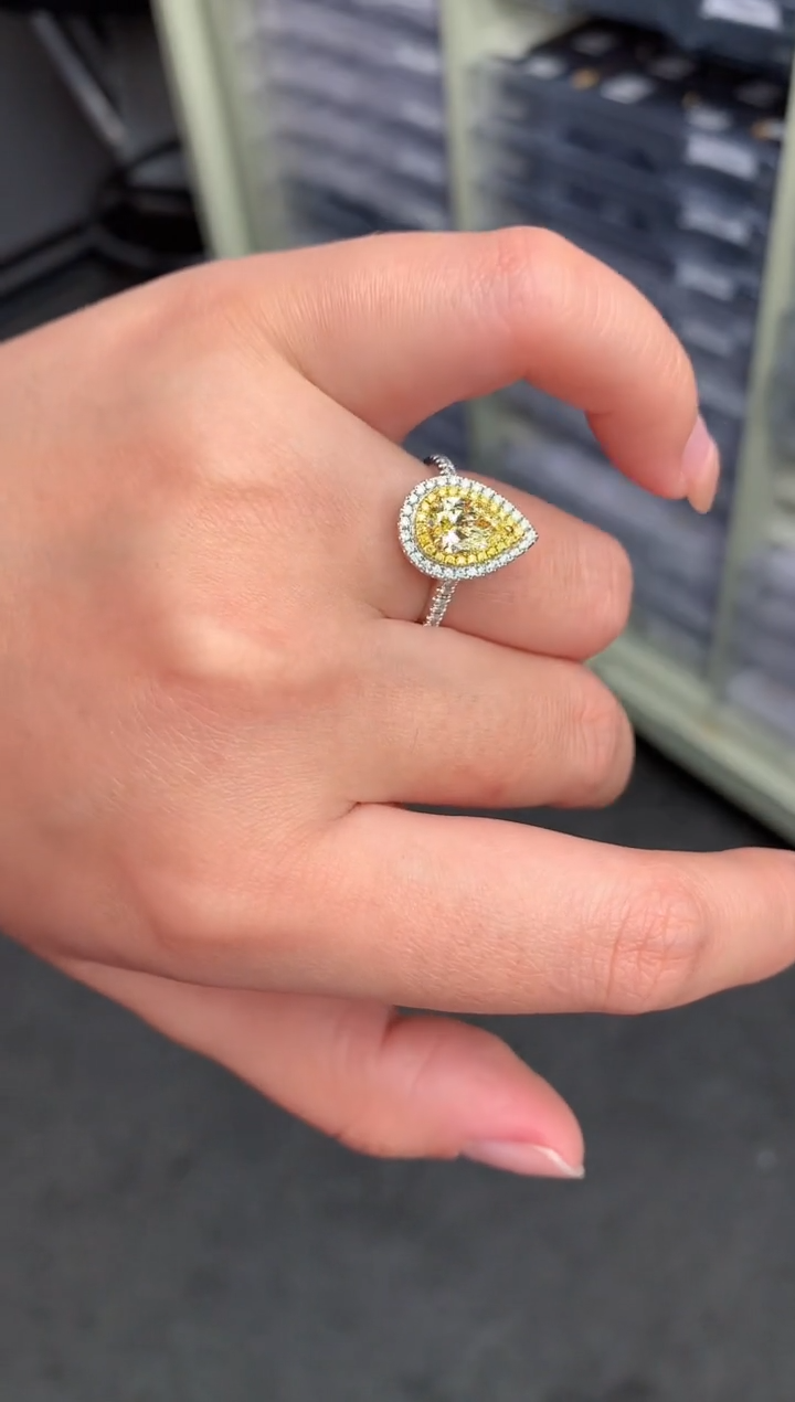 【闪购商品】钻石戒指/指环18K金镶嵌1ct黄钻戒指