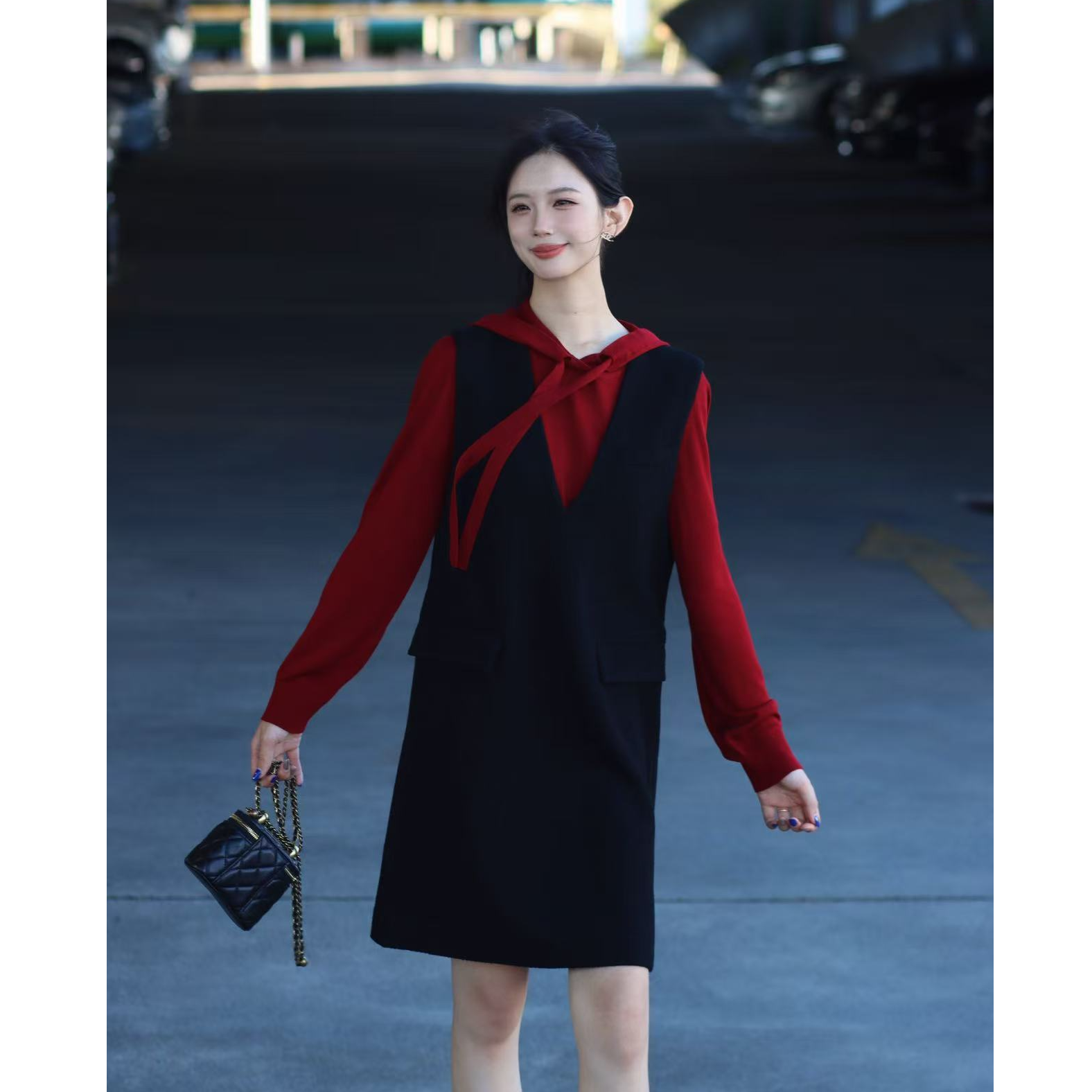GIRDEAR/哥弟150022 新款女士秋冬显瘦洋气背心气质直身V领连衣裙