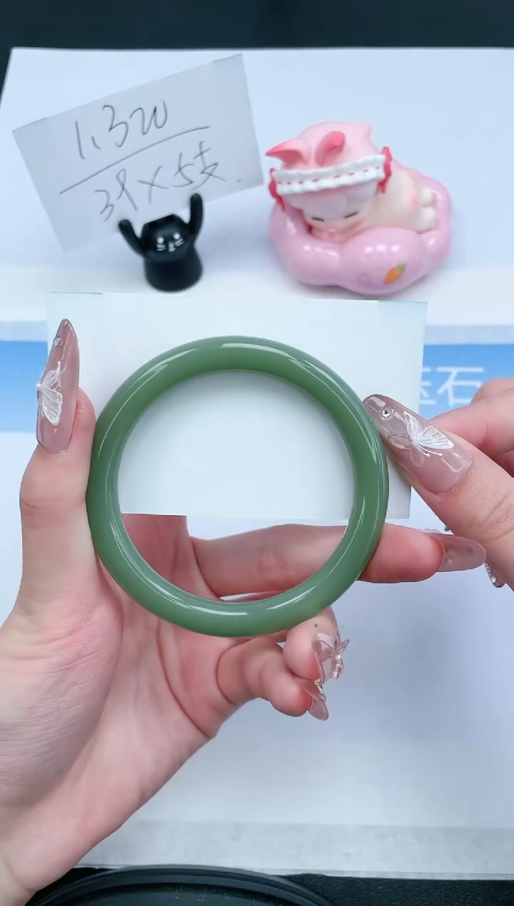 【闪购商品】石英质玉未镶嵌手镯107-57.6