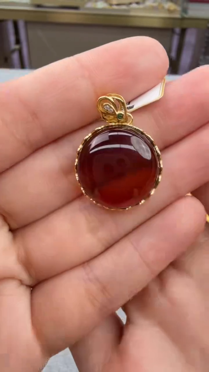 琥珀颈饰未镶嵌35秒拍号 假一罚三