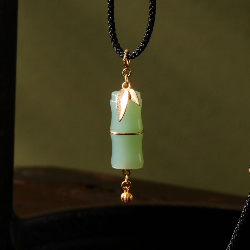 【意婵】《竹林深》18K金精工镶嵌老俄料碧玉粉青竹节（含绳）-912307