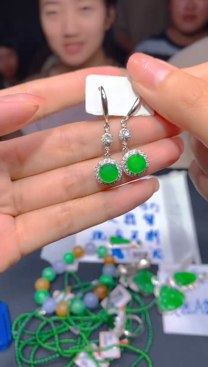 【闪购商品】定制翡翠未镶嵌279多样性发货（发其一）