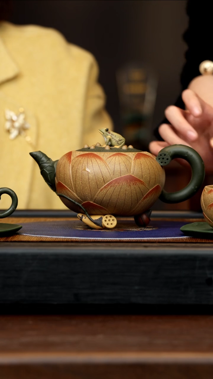 【闪购商品】紫砂茶壶XJZ 段泥 青蛙莲子套组