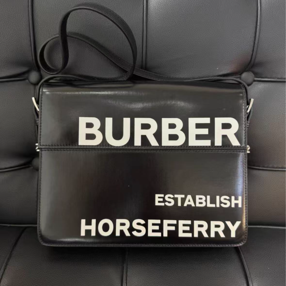 95新 BURBERRY/博柏利 安洁利博柏利邮差