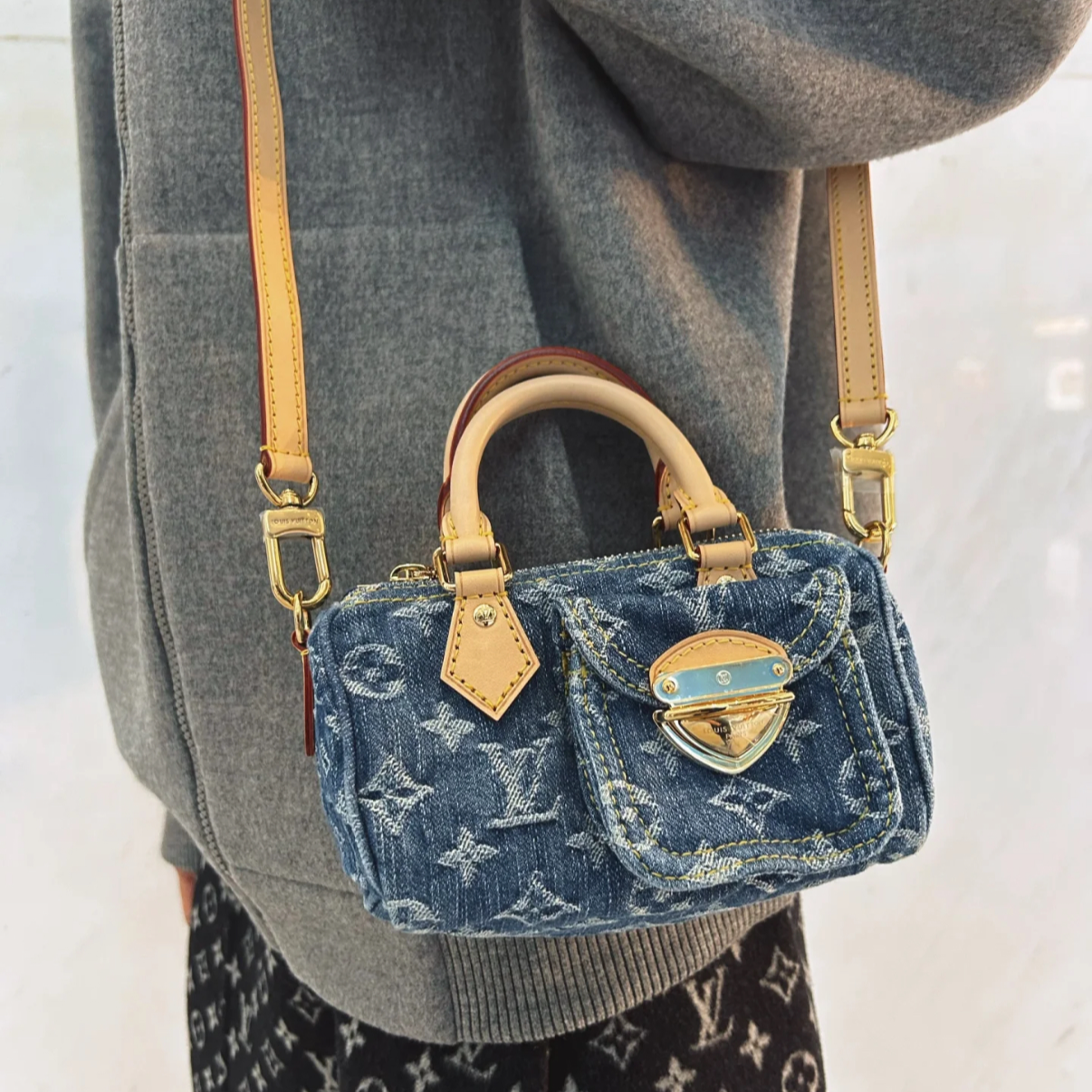 全新未使用 LouisVuitton/路易威登 小花柳 Speedy Nano牛仔包