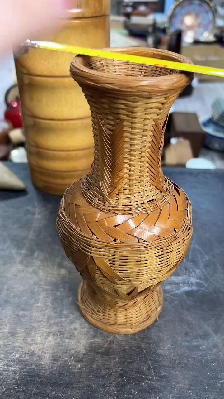 小甜甜开播了什么都有