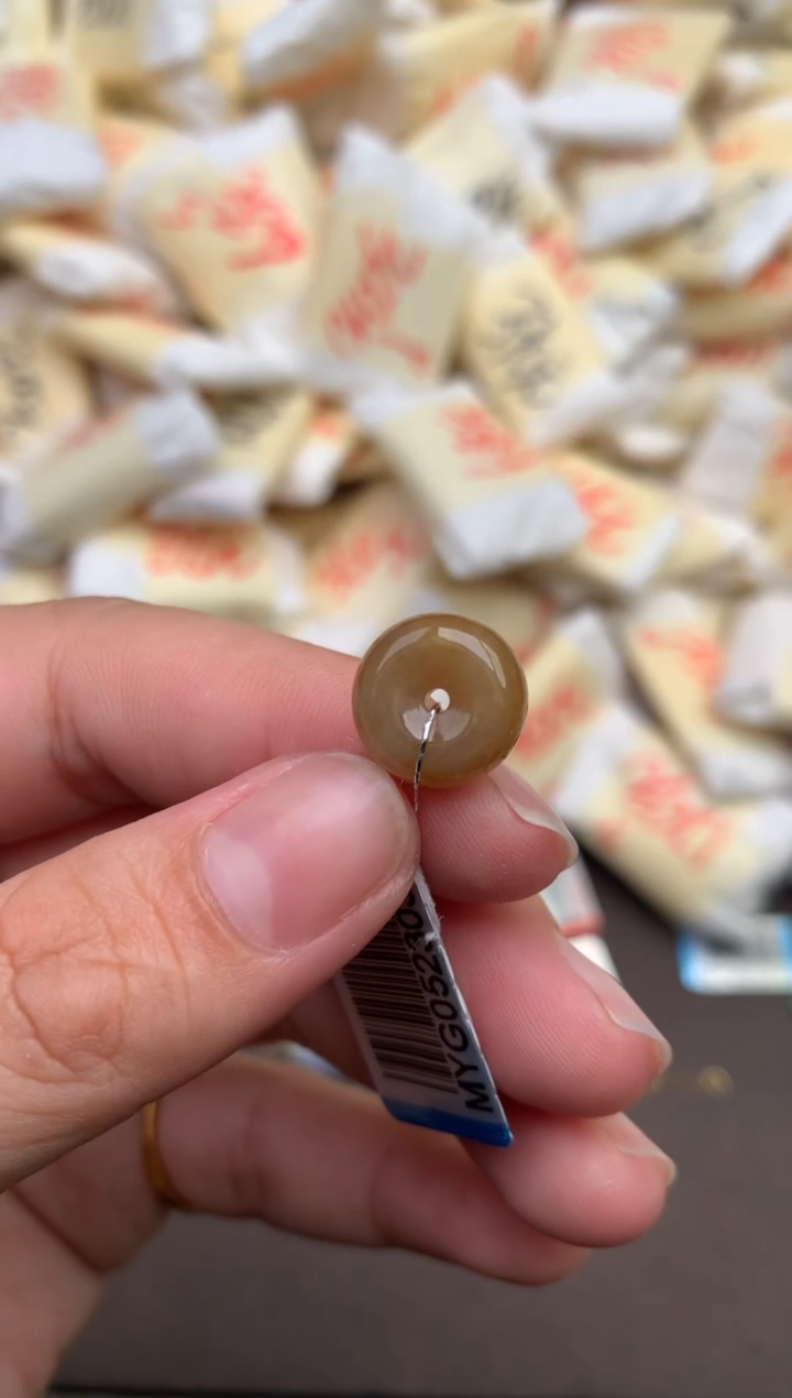 翡翠挂件未镶嵌—