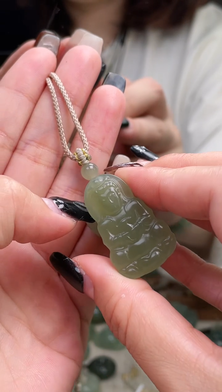 颈饰未镶嵌和田玉观音